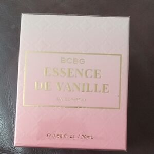 ***SOLD ON Ⓜ️***BCBG Essence De Vanille Perfume in Pink and Gold